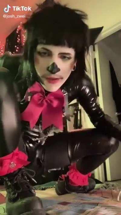 Bring out... THE GIMP!!!