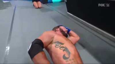 [Smackdown Spoilers] AJ Styles makes a bizarre noise as Smackdown rolls on