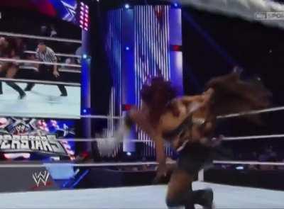 Alicia Fox Destroying Jojo and Layla’s back for 22 seconds