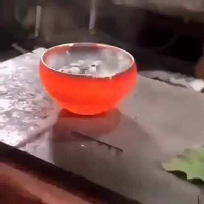 Делаем красивый рисунок на чашке