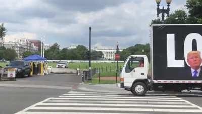 Magnificent view of the White House this afternoon...