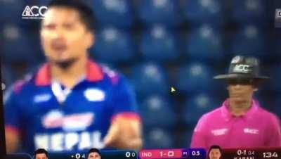 Kya ho raha hai isko