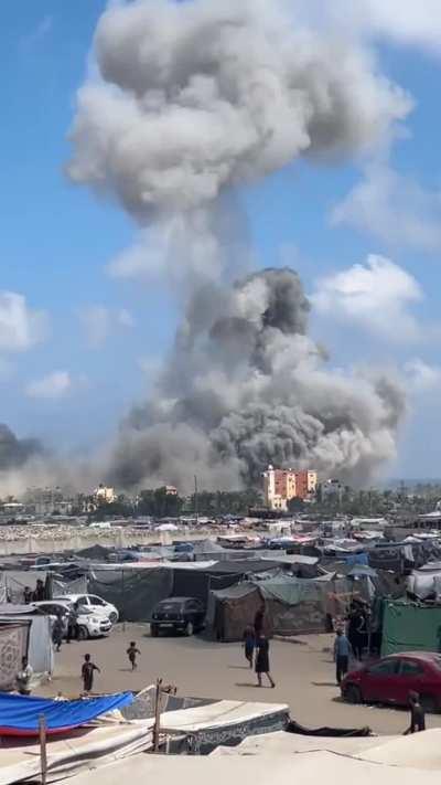 Days after US announced they will resume giving half ton bombs to Israel, Israel used their bombs to commit a massacre at Al Masawi tent, killing 70+ and injuring 289+. They dropped half ton bombs on displaced camp in a designated safe zone. Don't let the