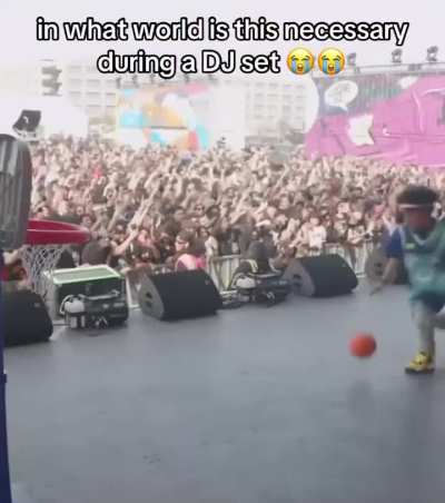 DJ