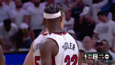 [Highlight] Jimmy Butler gets the and-1 bucket to drop and gives a sly look after cooking a 40 burger