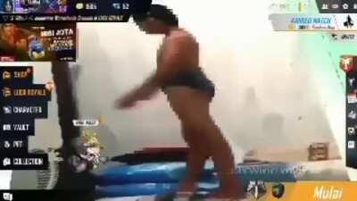 Frifas tá como? (som alto)