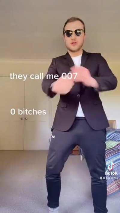 new james bond looks good