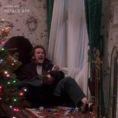 Home alone cast with felix and seàn.