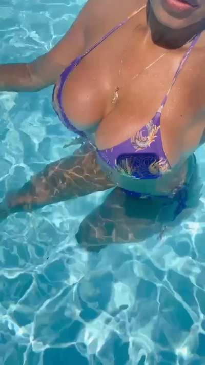 I want to be the friend you can’t say no to…