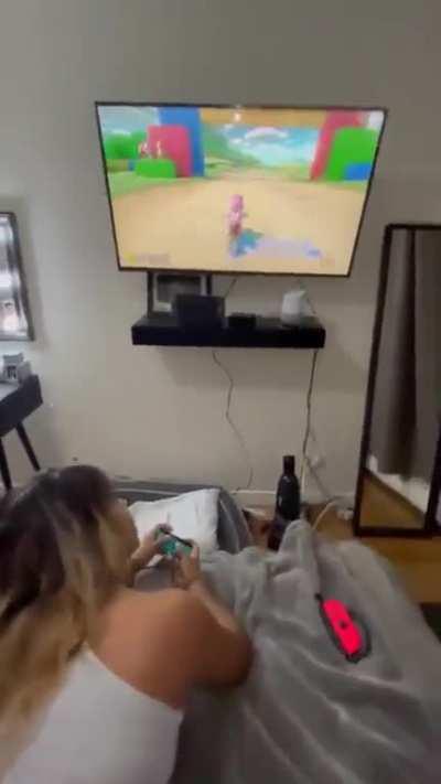 Pov: Fucking my Gaming Sister while she play with her bfs