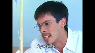 La escena del hospital de Romane pero con el audio de Evangelion