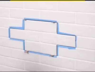 Fitting a drawer in a wall