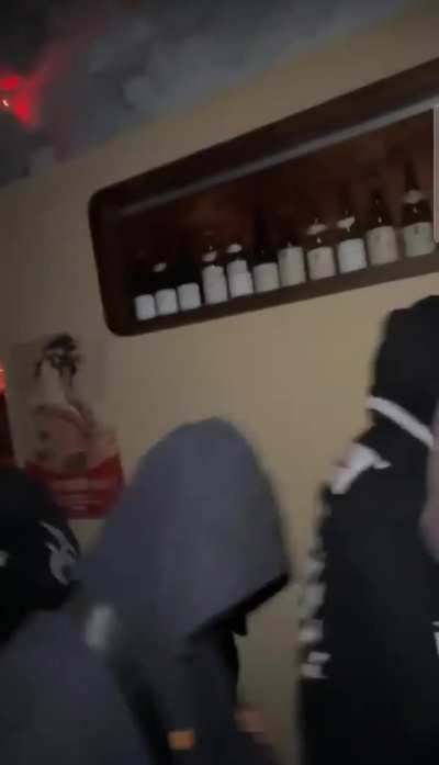 Restaurant gets robbed on livestream during LA ICE protest