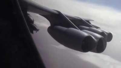 B-52 Pilot records a bombing run with 3x 2000 lbs JDAM penetrators over Southwest Asia from inside of his plane