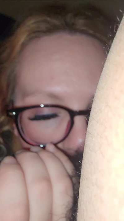 Snow bunny looks sexy with a brown dick in her mouth.