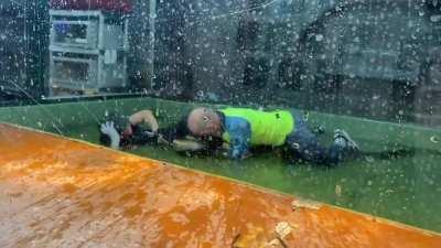 Woman gets bitten by alligator that starts its death roll