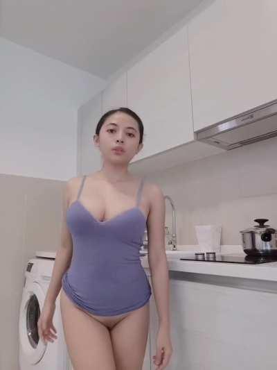 be honest! would you smash me from behind?