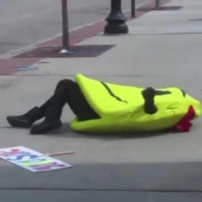 WCGW being built like a pancake