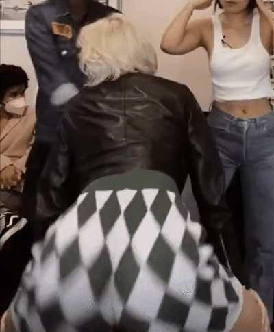 just a reminder on how talented she is