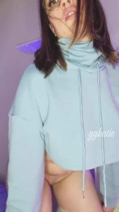 Come lay your face on this fat mound!