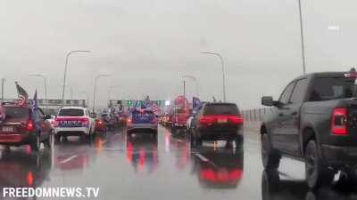 Trump rally on the Throggs Neck Bridge, causing massive traffic jam and unsafe driving conditions, no riot police or tear gas to disburse the crowd