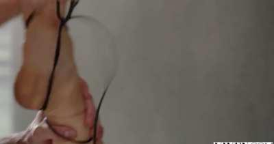 Taking off Tori Black’s shoes is a must! Just look at those feet! 🤤