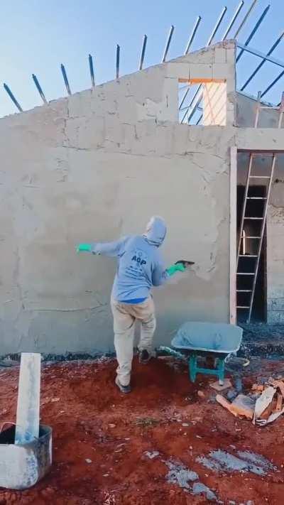 How to plaster a wall like a pro