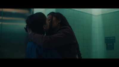 Deleted Scene: Jaz Sinclair & London Thor - 