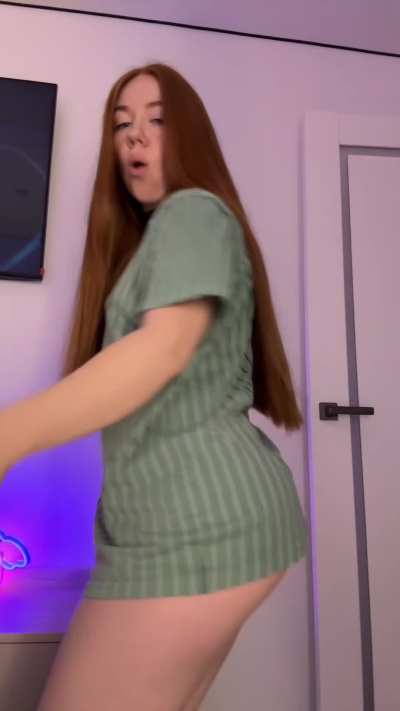Be honest, does my pose get you excited enough?