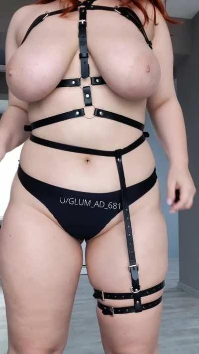 girl next door but make it kinky