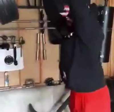 Every good internet video needs a great background laugh... @joshua.culver.520