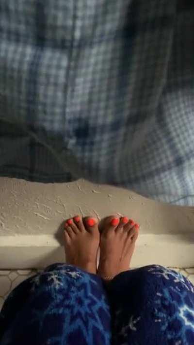 $DM me to get folders. Join telegram now in comments (join it now!)