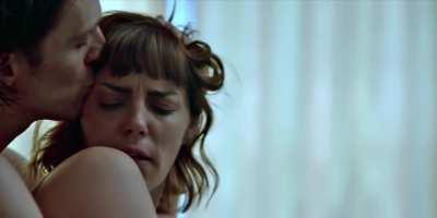 Annabel Scholey in The Serial Killer's Wife [S1E1-2023]