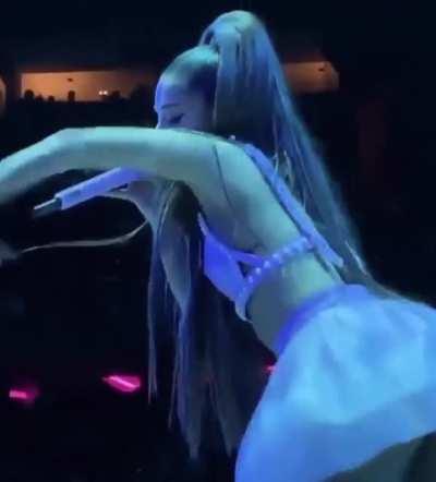 Shaking that butt for the crowd