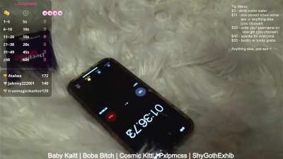 This is what happens when we stream together lol