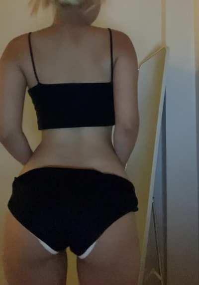 Just showing off my korean ass