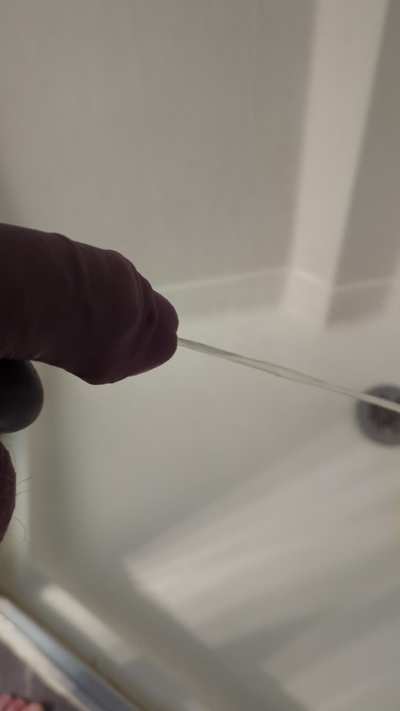 Golden shower in the shower 