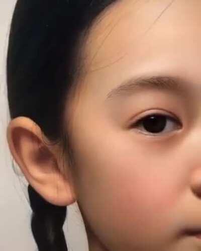 Painting of a girl by Leng Jun