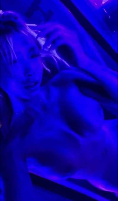 Fun In The Tanning Bed