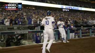 [Highlight] Turner hits a solo homer to deep left-field to tie the game at 1