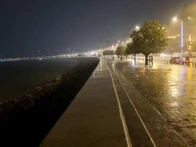 They say nothing good happens after 2 A.M. (: 