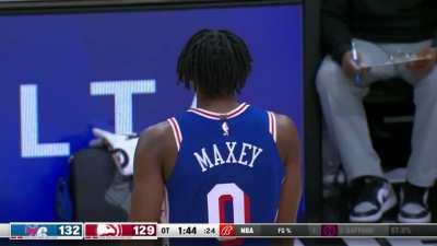 [Highlight] Tyrese Maxey picks up his sixth foul on a questionable call in OT