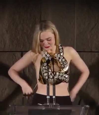 Elle Fanning