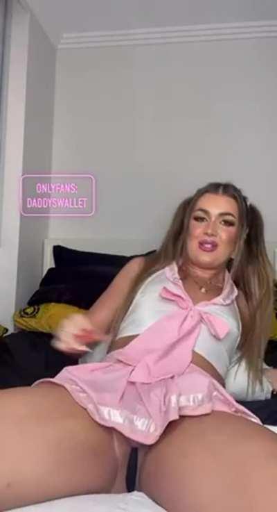 if i slid down my panties would u suck it like a good little straight boy? ;)