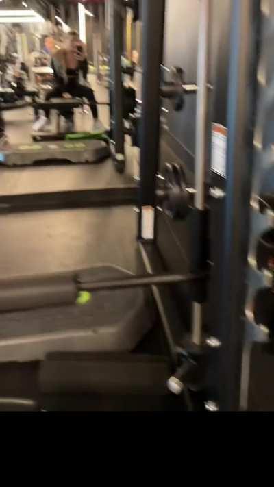 When the intrusive thoughts take control in the gym ;) [F]