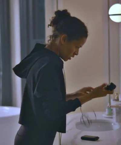 Gugu Mbatha-Raw in Surface [S1E3-2022]