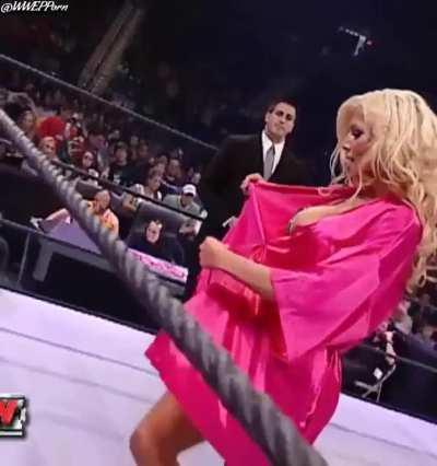Torrie Strip Tease
