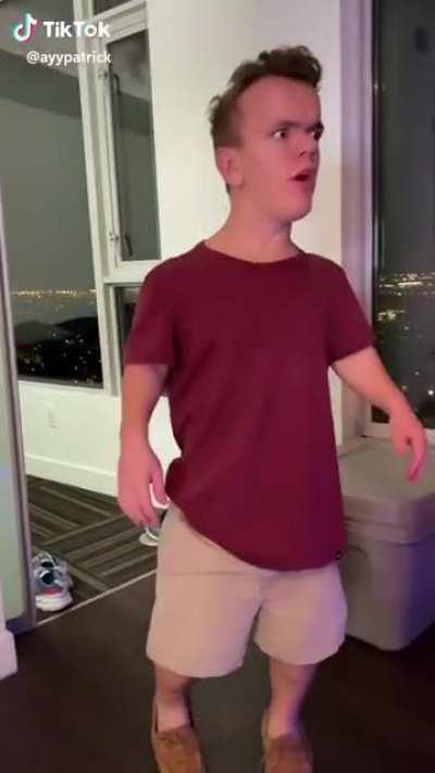 PAtRicK, ArE ThOsE guMmY BeARs?