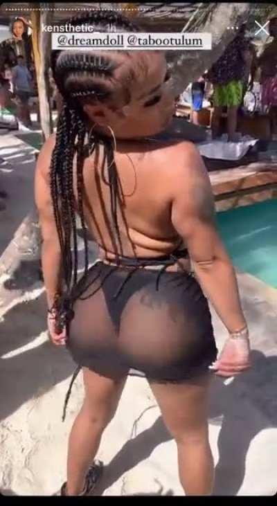 Bruh this bitch different