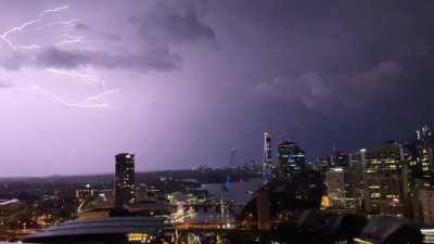 🔥 Lightning storm over Sydney, Australia last night